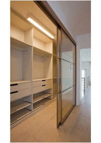 Линейная гардеробная комната с дверями купе Тверь